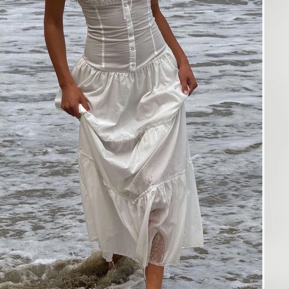 Frankie's Bikinis Dresses & Skirts - Frankie's Bikinis White Tiered Maxi Skirt